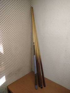 lot 175 image: (4) Pool Cues