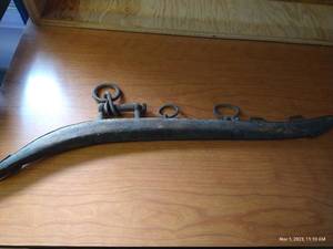 lot 194 image: Cattle Yoke