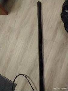 lot 220 image: Large 12-Outlet Power Strip