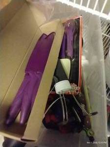 lot 227 image: Box Of Misc. Utensils & Gadgets, And New Knife Set