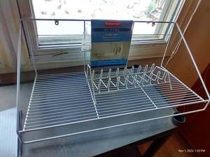 lot 242 image: Home Organizers