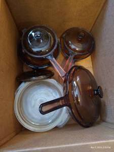 lot 259 image: Box With Vintage Glass Pots, Pans, Casserole Dish With Lid, And Corning Vision