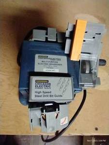 lot 300 image: Chicago Electric Multi-Purpose Sharpener - Like New Condition