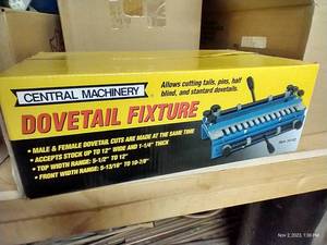 lot 301 image: Dovetail Fixture - New In Box