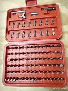 lot 404 image: 100-Pc. Security Bit Set