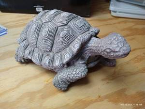lot 435 image: Heavy Cement Tortoise
