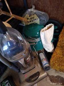 lot 469 image: Bissell And Hoover Vacuum Cleaners & Spare Hoover Air Filter