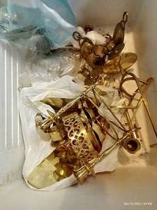 lot 472 image: Candelabra Lot