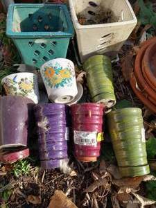 lot 482 image: (9) Small And Very Small Glazed Terra Cotta Planters With Bases