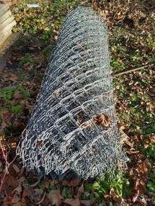lot 506 image: (1) Roll Of Chain Link Fencing