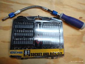 lot 511 image: Socket & Bit Set & Flexible Extension Bit