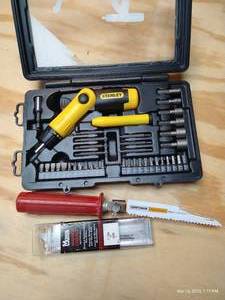 lot 539 image: Stanley Ratcheting ScrewdriverBit Set, And Hand Saw With Extra Blades