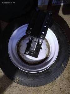 lot 569 image: Trailer Wheel With Tire