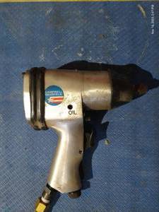 lot 584 image: Pneumatic 12 Impact Wrench With Hose
