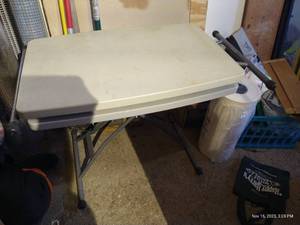 lot 599 image: (2) Plastic Folding Tables