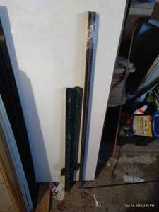 lot 611 image: Fence Posts
