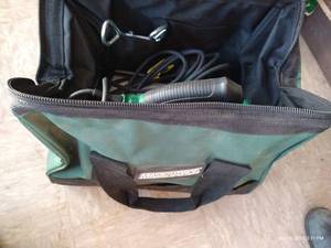 lot 614 image: Masterforce Plunge Cut Circular Saw With Bag - Like New