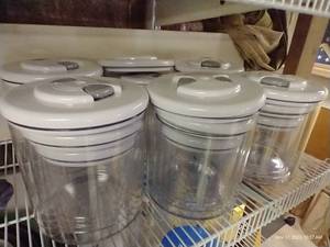 lot 635 image: Seal-a-meal Canisters Lot