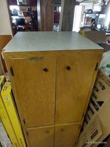 lot 645 image: Cabinet With Towel Bar With Three Roll-out Drawers