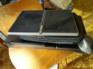 lot 704 image: Gateway Laptop, Case, Mouse & Cooling Tray