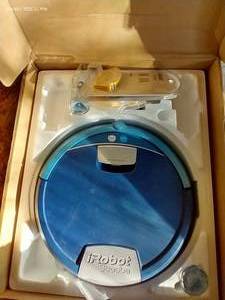 lot 712 image: iRoombot Scooba wFilters