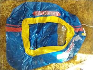 lot 713 image: Vintage Kids Floaty Raft