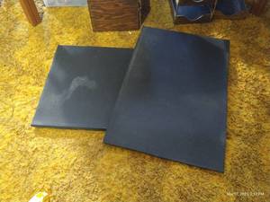lot 723 image: Heavy Duty Rubber Mats