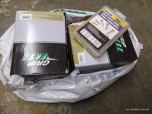 lot 811 image: Bag of New Hardware - Deck Screws & Wood Screws
