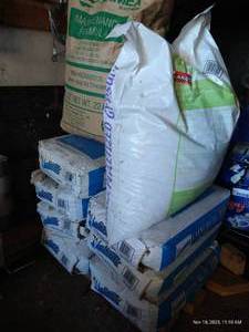 lot 839 image: Huge Lot of Concrete Mix, Etc