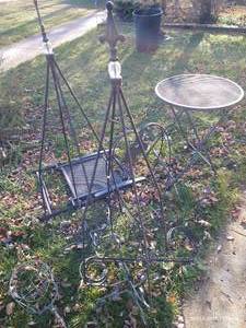 lot 868 image: Metal Patio & Garden Items