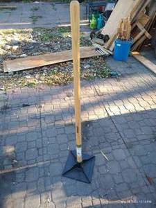 lot 882 image: Heavy Duty 10 x 10 Tamper