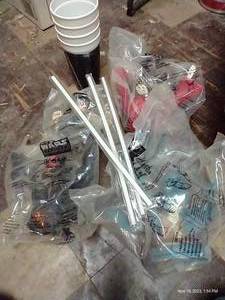 lot 921 image: (4) New Star Wars CupsToppers