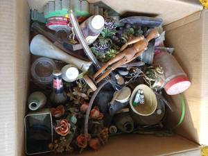 lot 954 image: Treasure Hunt Box