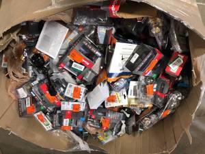 Gaylord of Assorted Door Handles Various Models and Conditions    Customer Returns See Pictures