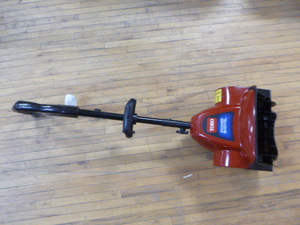 lot 21 image: Toro Power Shovel