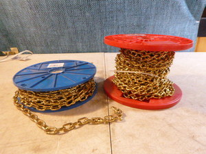 lot 23 image: 2 Rolls of Chain
