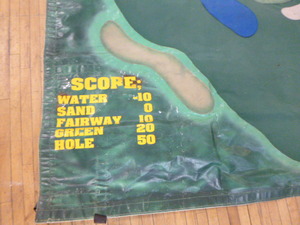 lot 52 image: Twister Display Golf Challenge Golf Game
