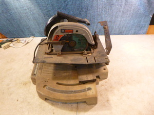 lot 74 image: Craftsman 7 12 Circular Saw