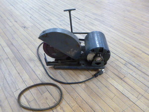 lot 93 image: GE Bench Grinder