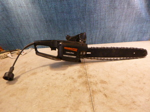 lot 94 image: Remington Limb-N-Trim