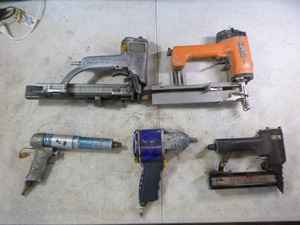 lot 101 image: Air Tools
