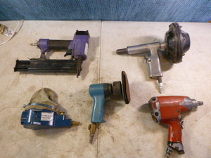 lot 102 image: Air Tools