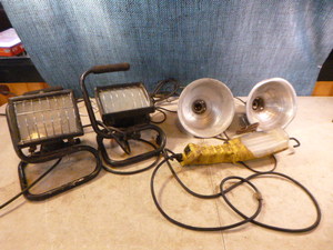 lot 113 image: Shop Lights