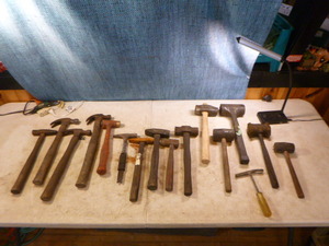 lot 122 image: Lot of Hammers