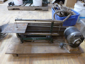 lot 167 image: Scroll Saw