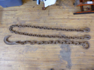 lot 170 image: 3 Log Chains