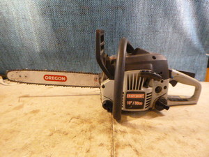 lot 190 image: Craftsman 16 Chain Saw