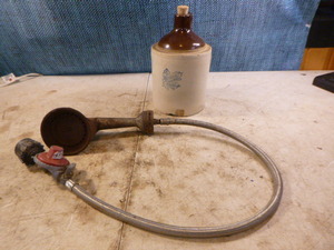 lot 196 image: Vintage Western Stoneware 10 Jug