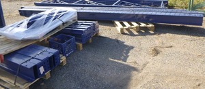 lot 3 image: 4 Bays of Cantilever Racking