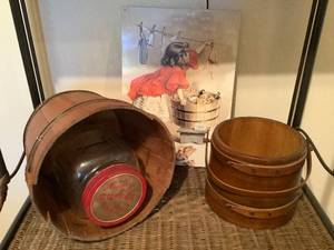 lot 151 image: VintageAntique Lot